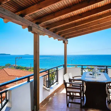 Golden Nest * Λιμενάρια