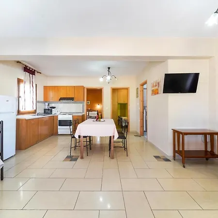 Golden Nest * Limenaria (Thasos)