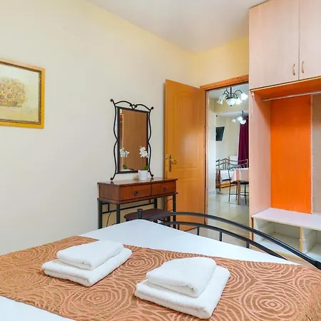 Golden Nest * Limenaria (Thasos)